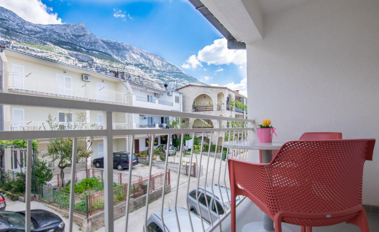 Apartman Petra Apartamento Makarska Exterior foto